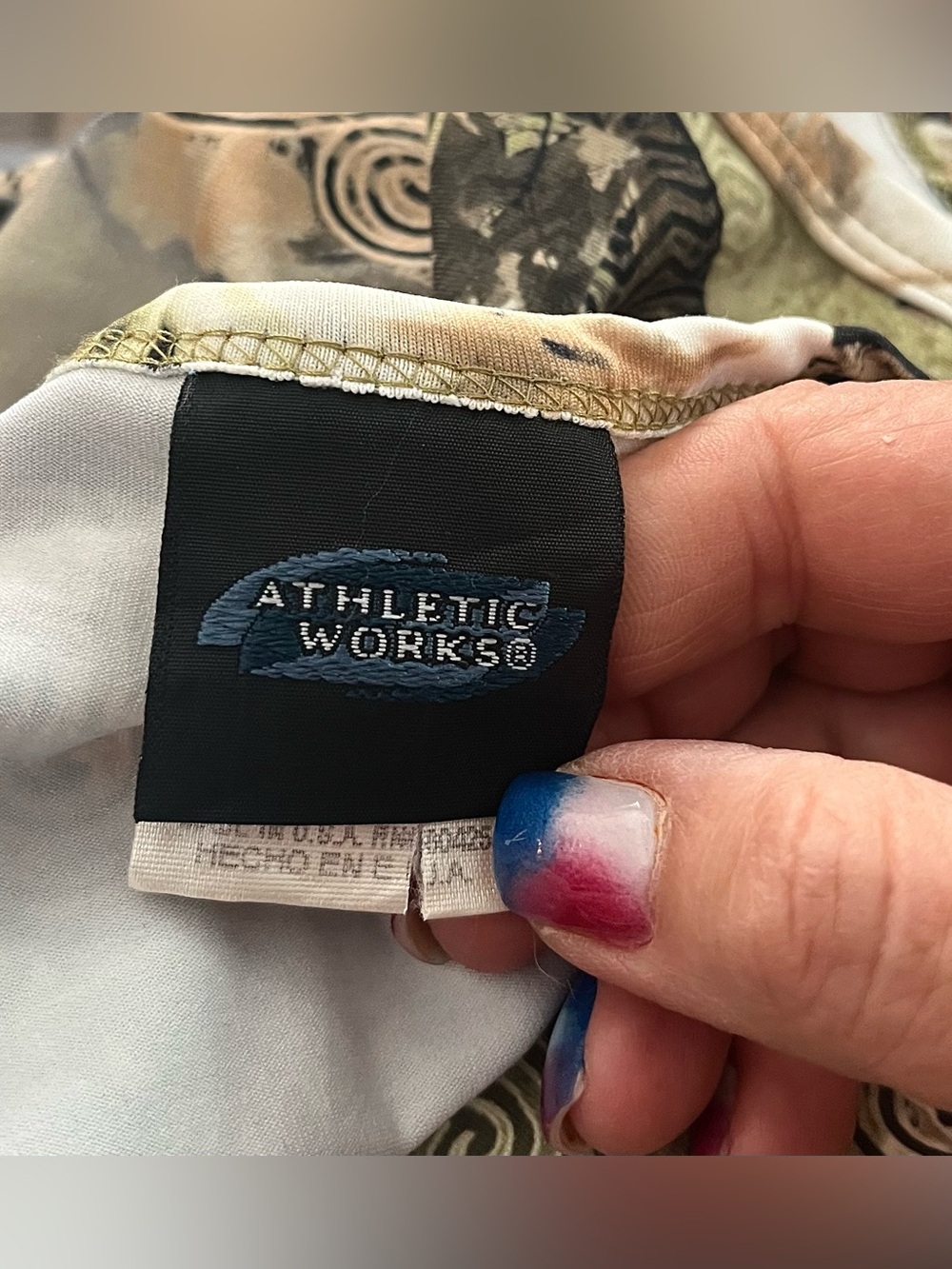 Athletic Works Athletic workout shorts and top Buddha and Flowers L - Picture 9 of 12